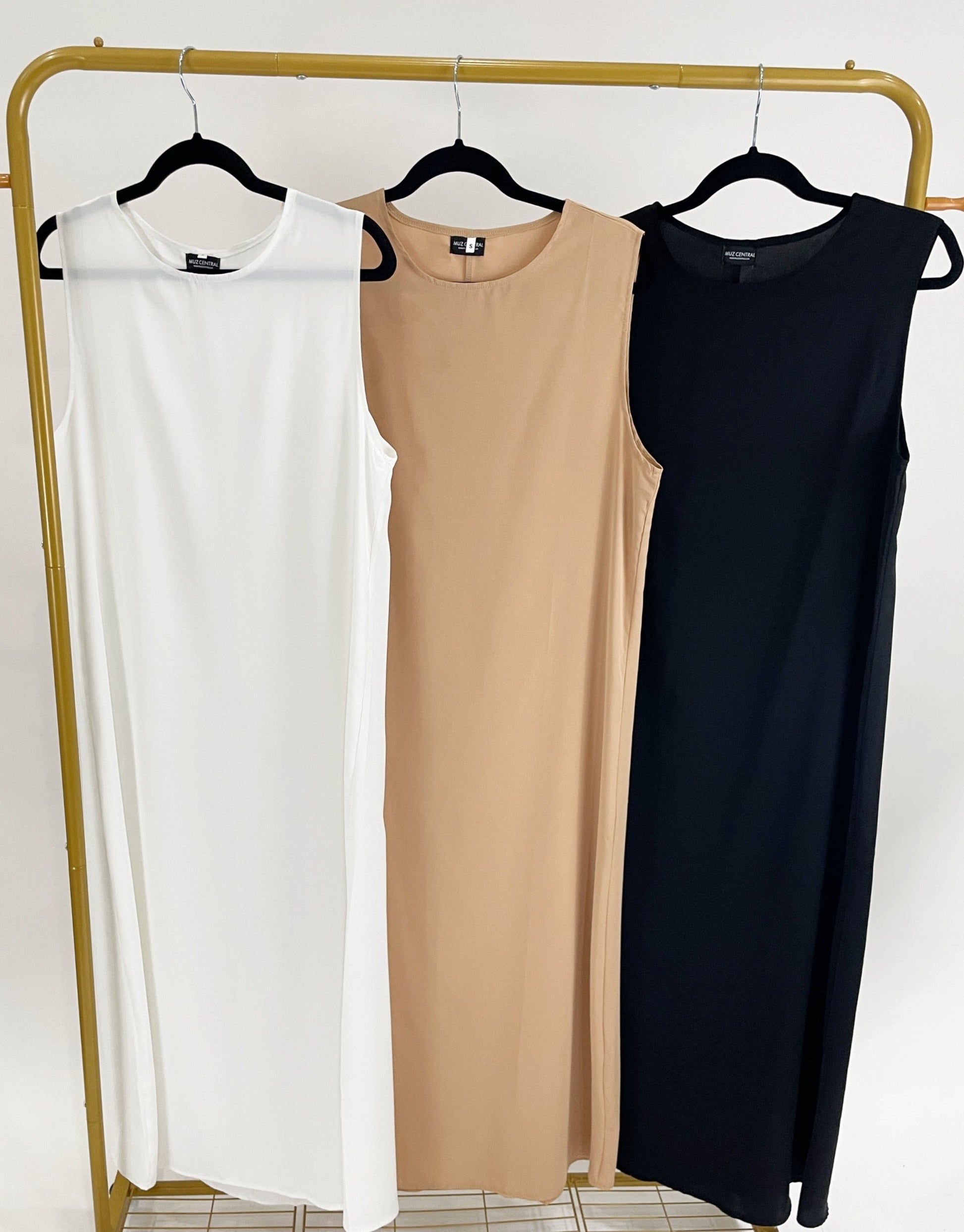 Essential Sleeveless Abaya Underslip