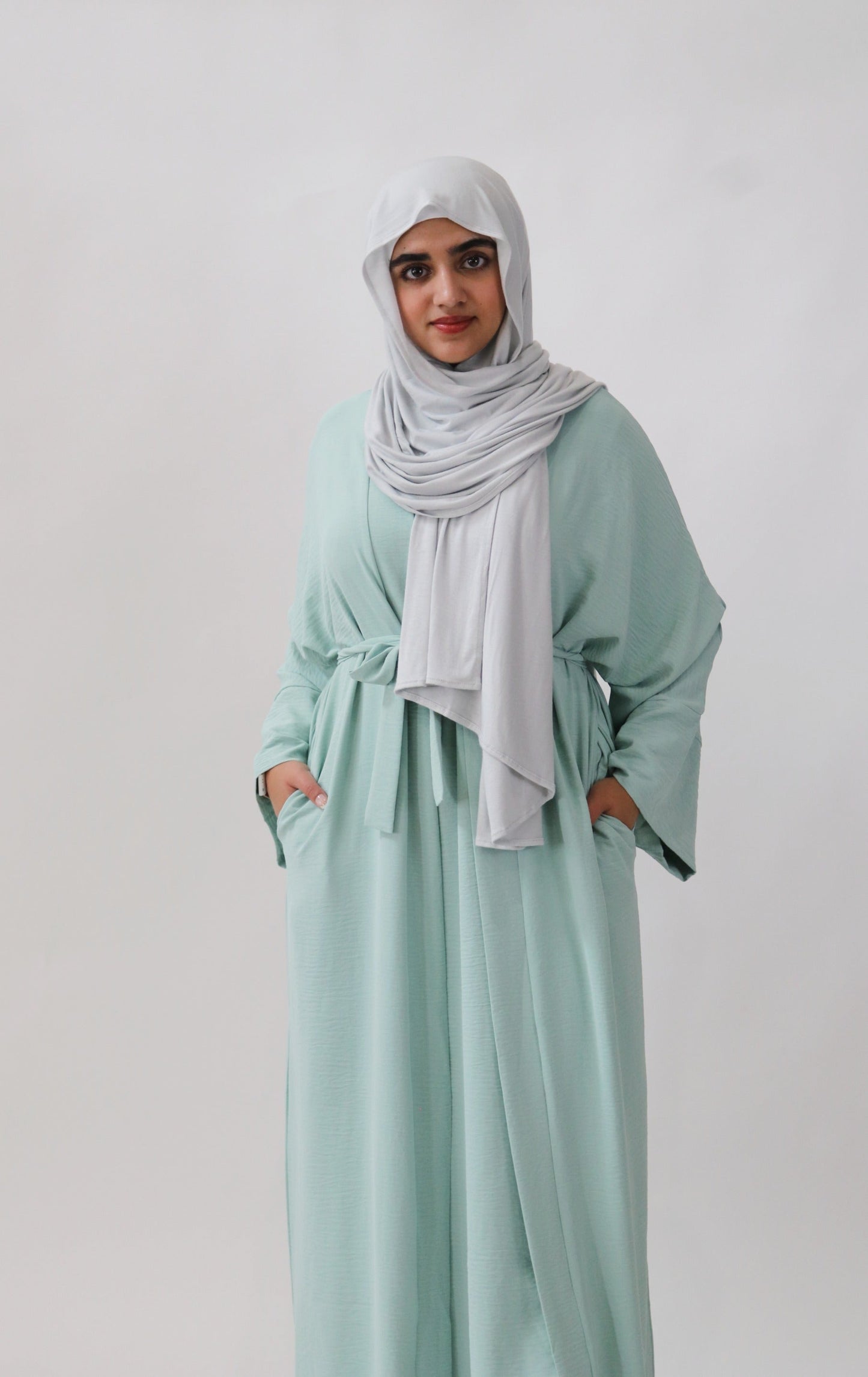 Layla Abaya (With Underslip & Pockets) Mint