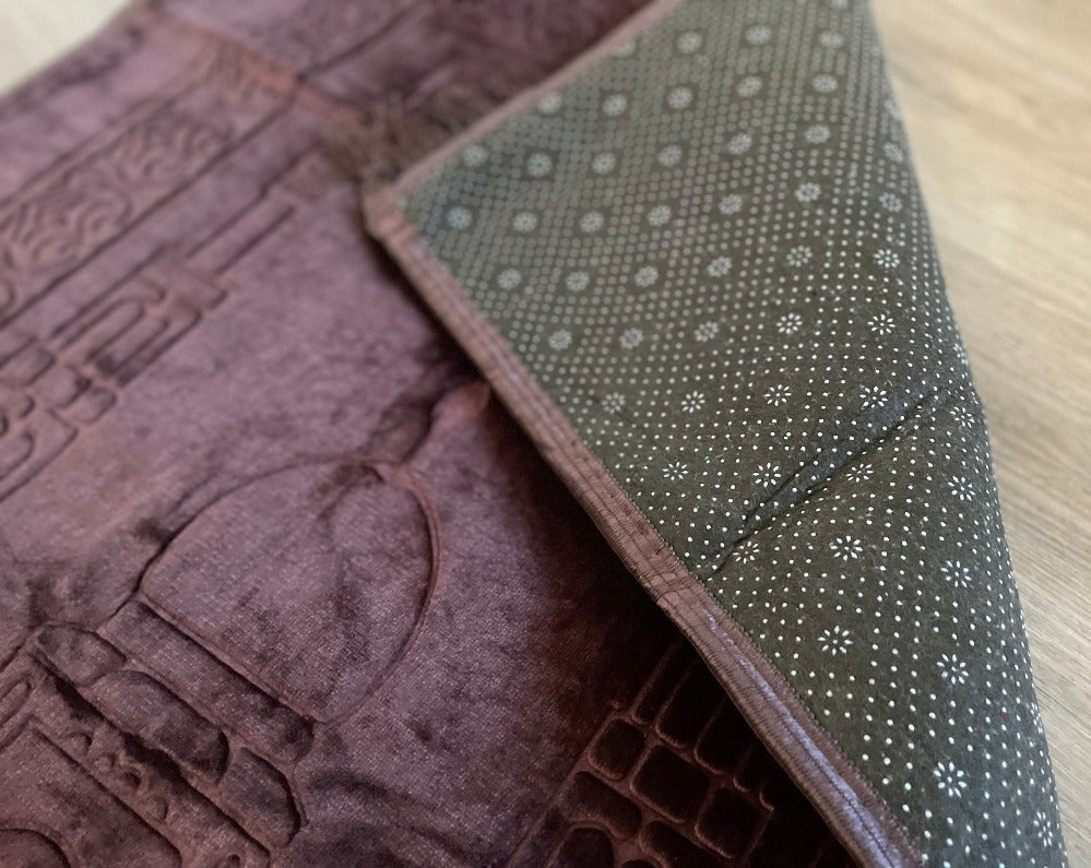 Luxe Prayer Rug - Brown