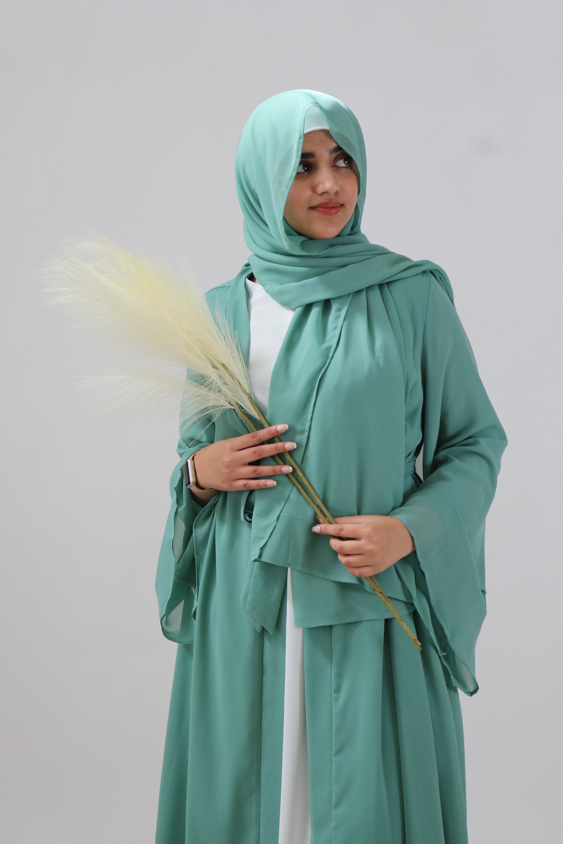 Noor Layered Abaya (With Matching Hijab) Mint
